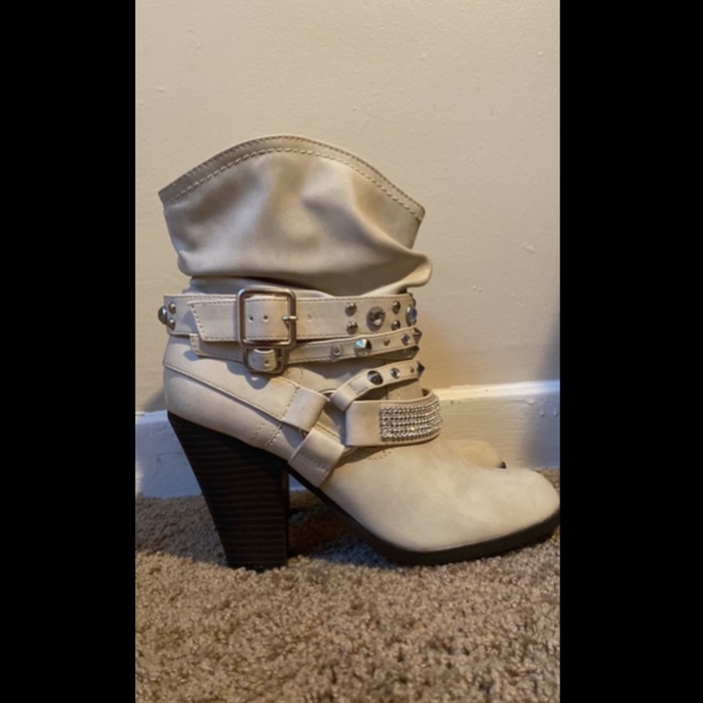 Fashion heeled boots size 7